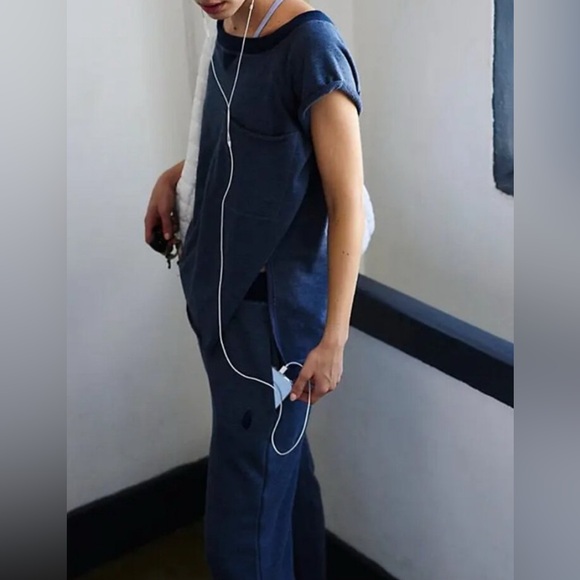 NWT Free People Winning Stretch Set in Midnight Navy - Picture 4 of 5